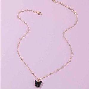 🟢3 for $22| brandy melville butterfly necklace